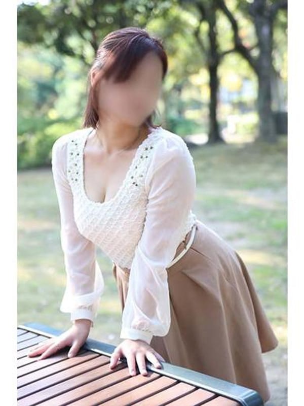 みい|福岡市・博多デリヘルで今すぐ遊べる女の子