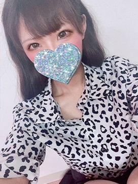 らん|子猫カフェで評判の女の子