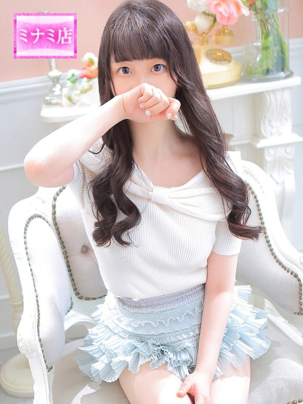 かほ【☆清楚で上品未経験美容部員☆】