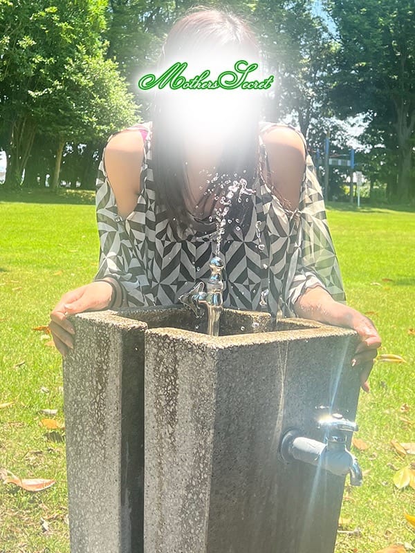 桃奈奥様|母ちゃんの秘密で評判の女の子