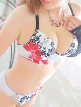 しん|遊び妻 越谷店でおすすめの女の子