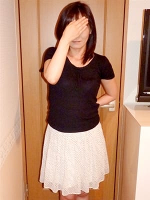 あきな