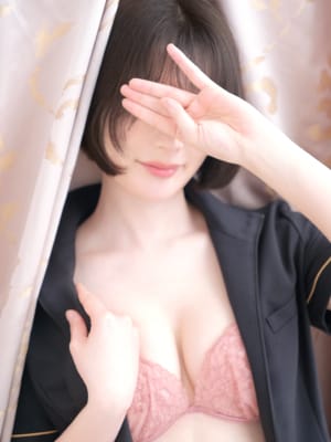 横川まり