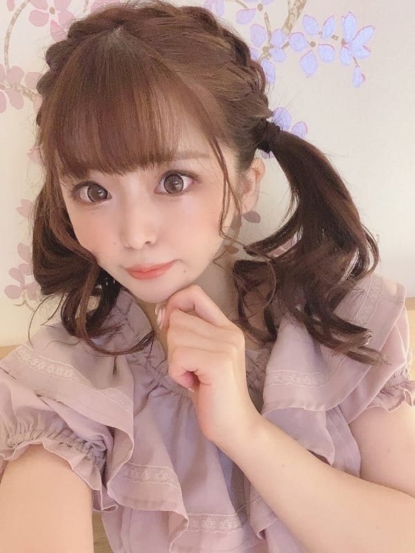 新人りんか