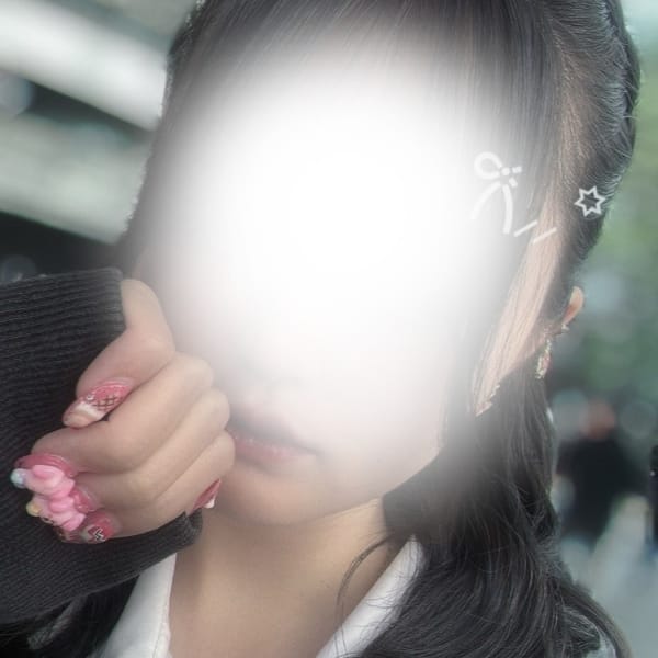 新人みな