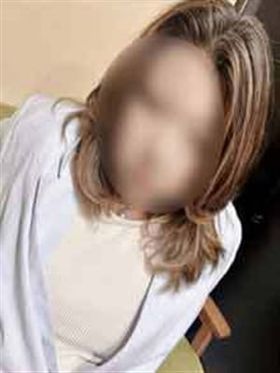 くう|大阪市港区ホテヘルで今すぐ遊べる女の子