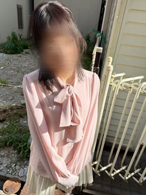 ゆうき|淀屋橋駅周辺ホテヘルで今すぐ遊べる女の子