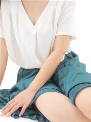 いずみ【人妻】(アイドル)のプロフ写真2枚目