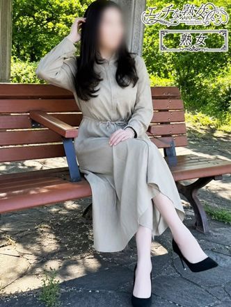 新人 希望(のぞみ)|エッチな熟女でおすすめの女の子