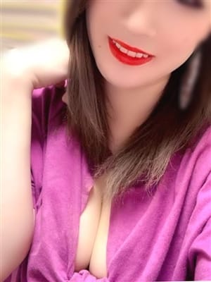 魚谷　かおり|みんなのデリヘルでおすすめの女の子