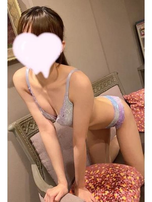 こはく|Las Vegasでおすすめの女の子