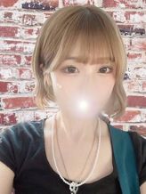 はく|eros妻~エロマ~でおすすめの女の子