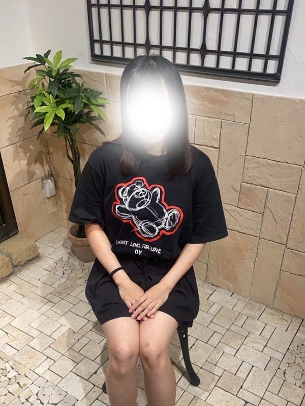 ましろ|夜間飛行 60分￥10,000で評判の女の子