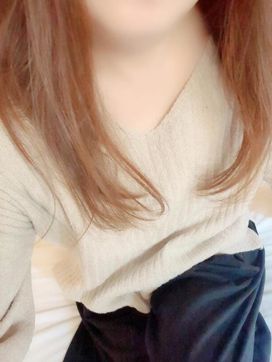 新人「りな」|シルエットで評判の女の子