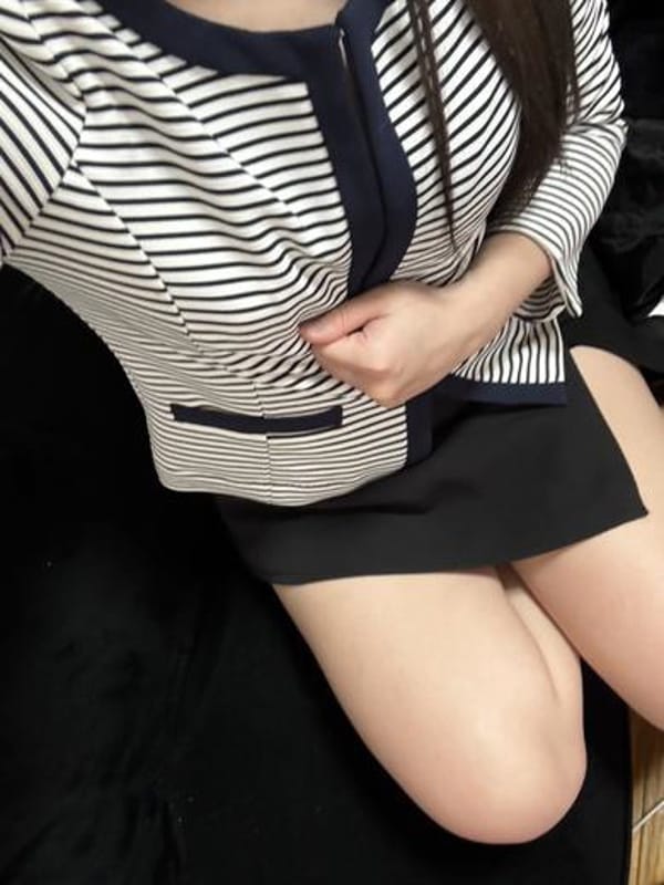 アン【新人】【宮崎っ子】【男受け抜群♬美白の美少女☆彡】