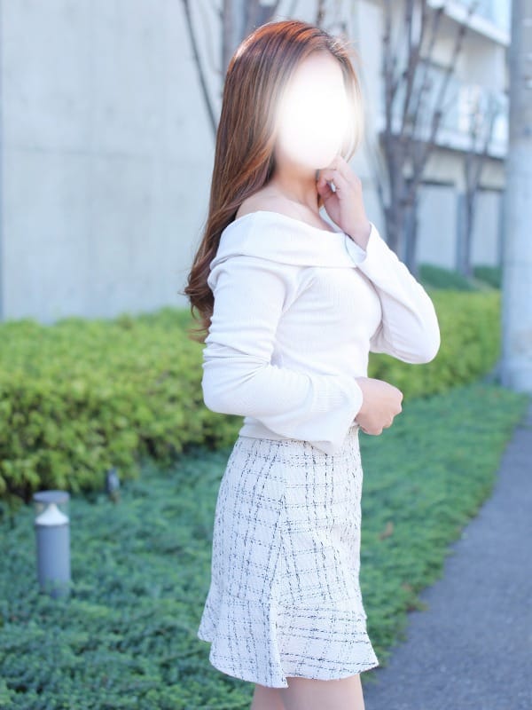 瞳/ひとみ|ギャルズネットワークネクスト 奈良で評判の女の子