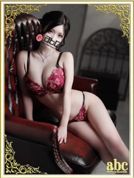 ひびき|abc+で評判の女の子