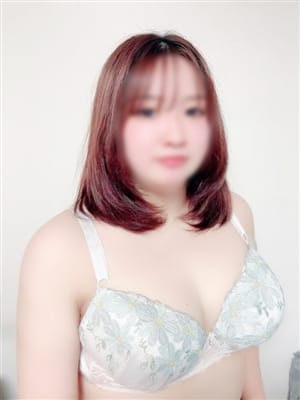 うい|巨乳・ぽっちゃり専門店蒼いうさぎで評判の女の子