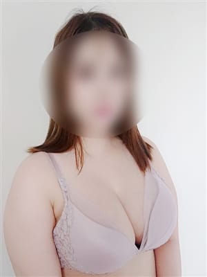 じゅりあ|巨乳・ぽっちゃり専門店蒼いうさぎで評判の女の子