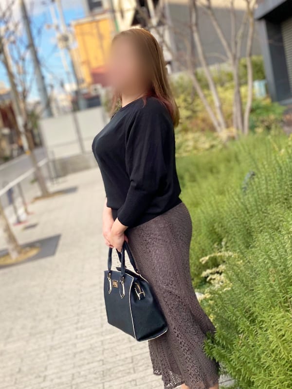 みずほ|完熟ばなな 谷九で評判の女の子