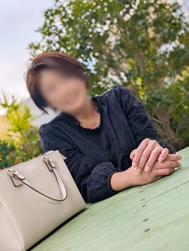 れみ|完熟ばなな 谷九で評判の女の子