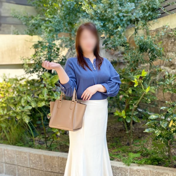 なぎ【癒し系Ｆカップ奥様！】 | 完熟ばなな 谷九(谷九)