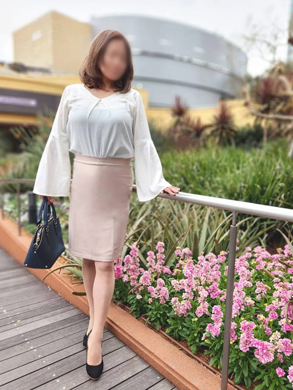 まゆ|完熟ばなな 谷九で評判の女の子