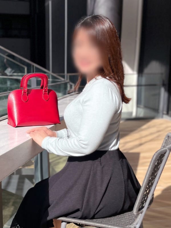 そら|完熟ばなな 谷九で評判の女の子