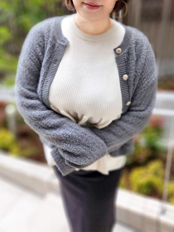 みい|完熟ばなな 谷九で評判の女の子