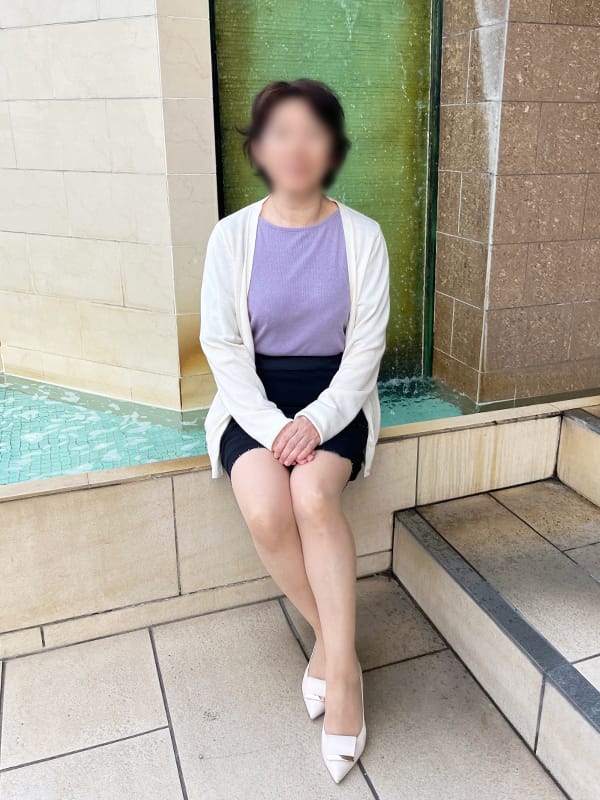 きみえ|完熟ばなな 谷九で評判の女の子
