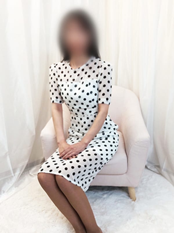 愛田いずみ|恋する奥さん 西中島店でおすすめの女の子