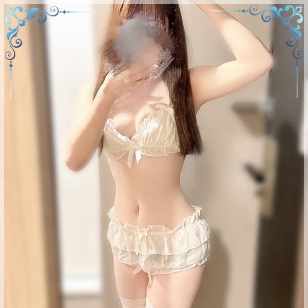 しろ【色白美尻の現役女子大生♪】 | クラブバレンタイン大阪店(新大阪)