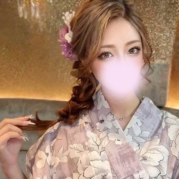 えみ★高級キャバ嬢