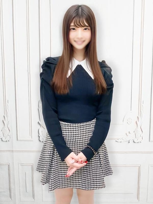 ここな♡清楚ビ〇チ【極上清楚系ビッ〇降臨♪】