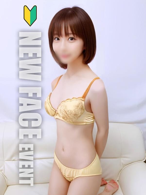 りろ♡ロリ無毛【華奢で美乳のロリボディ】
