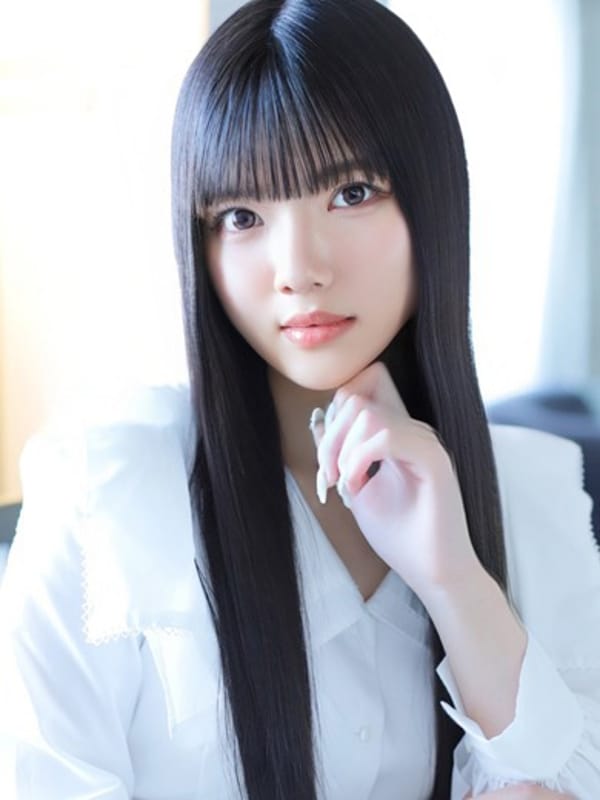 琉那(るな)|グランドオペラ横浜で評判の女の子