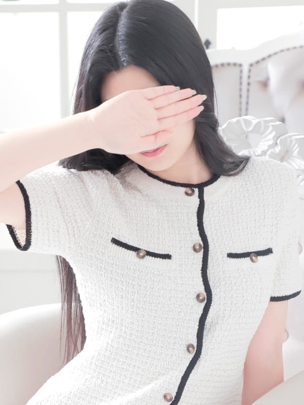 ましろ【有村〇純似のキレカワ美女】