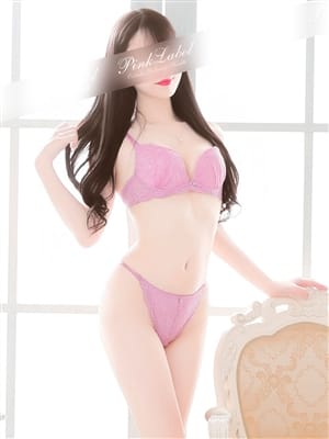 そら|ピンクレーベルで評判の女の子