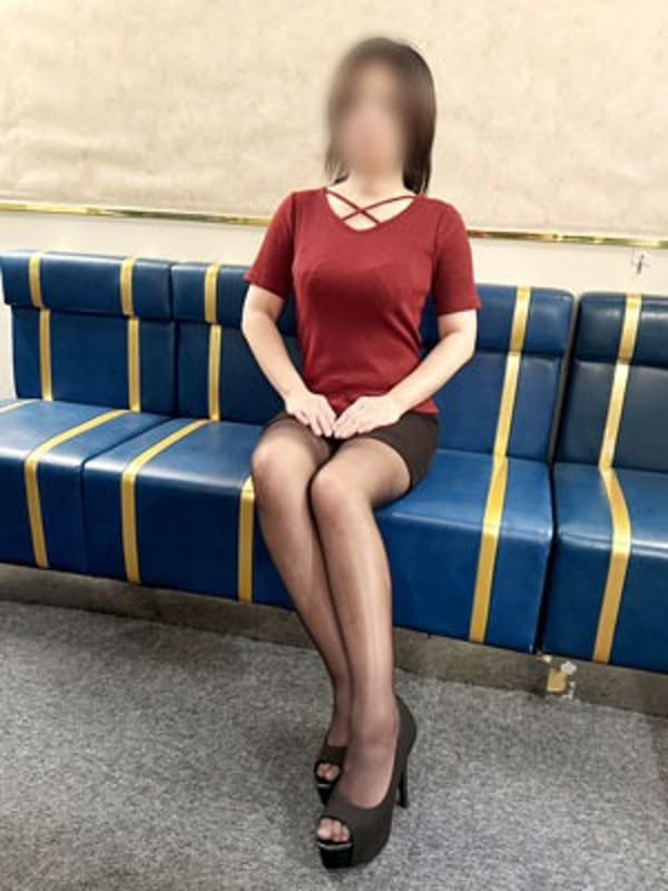 みい|妻天 尼崎店で評判の女の子
