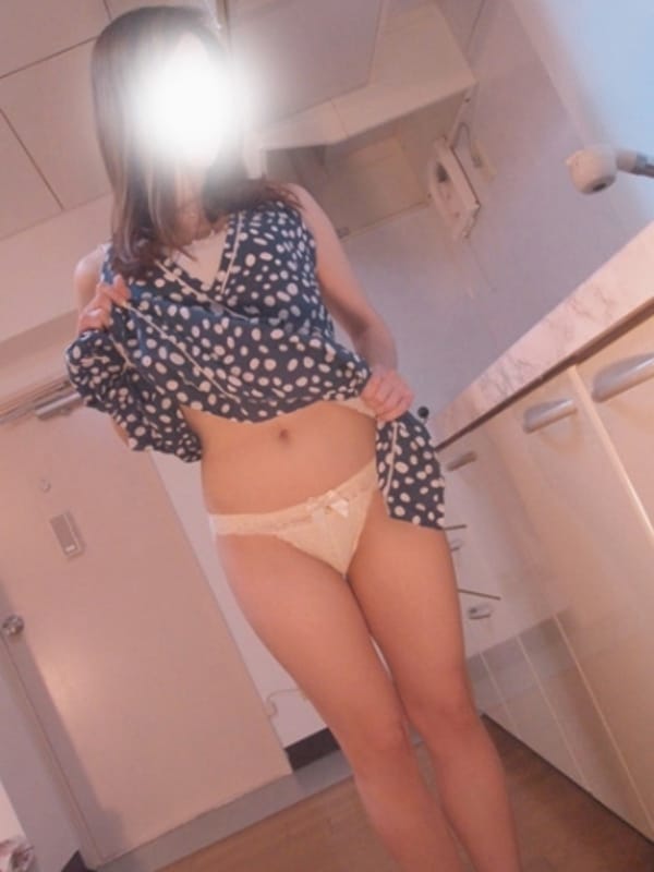 神崎さら|おいしい人妻熟女でおすすめの女の子