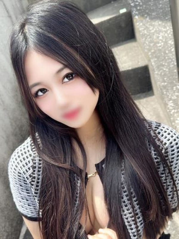 こすず【未経験美女とのふんわり空間】