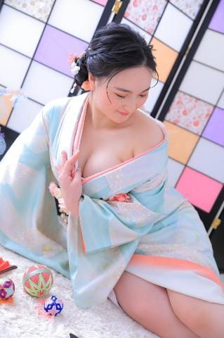 「＊います( ¨̮ )♡」12/30(金) 14:07 | 月乃あかりの写メ