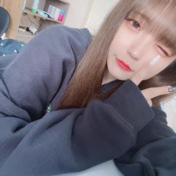 「あと2日だよ」12/30(金) 23:08 | ゆう【本気の恋人】の写メ