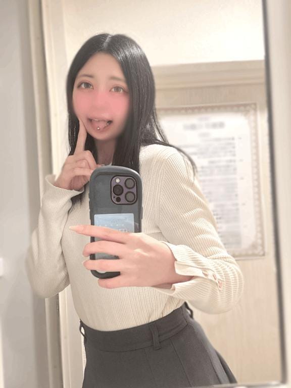 「ちらっ」03/09(日) 16:16 | ひめの写メ