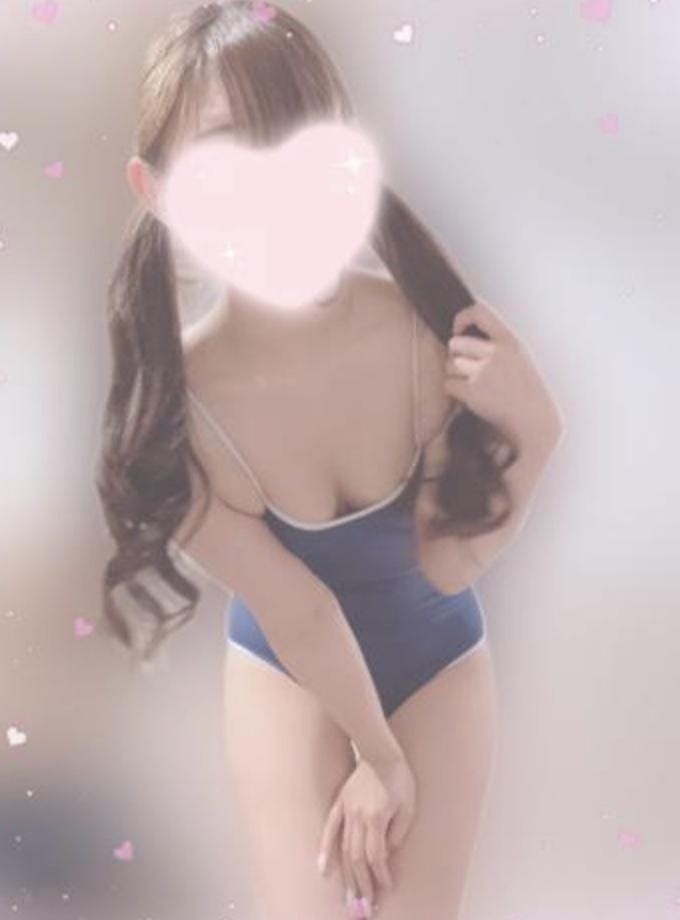 人, 衣料, 女性, 屋内 が含まれている画像

自動的に生成された説明
