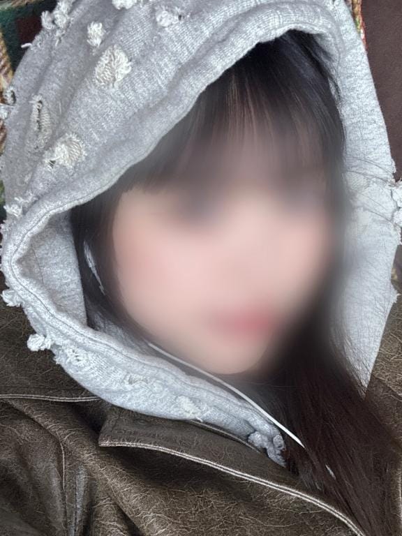 「出勤しました✨」03/16(日) 14:43 | りあの写メ日記
