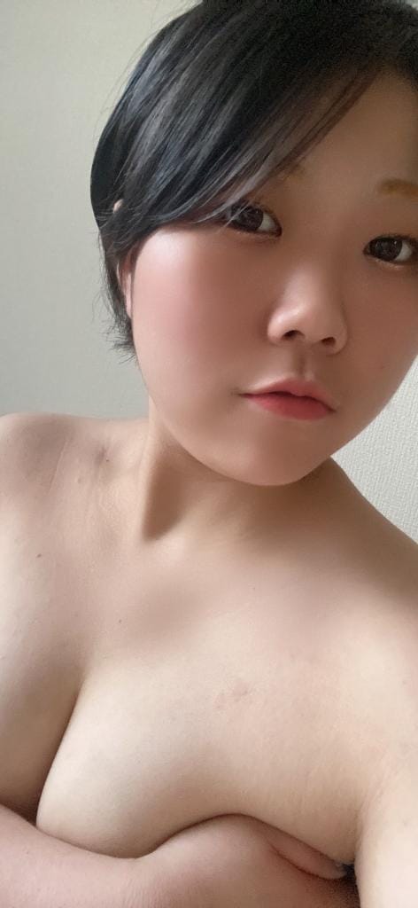 「出勤‼️」03/20(木) 20:09 | ゆらら の写メ日記