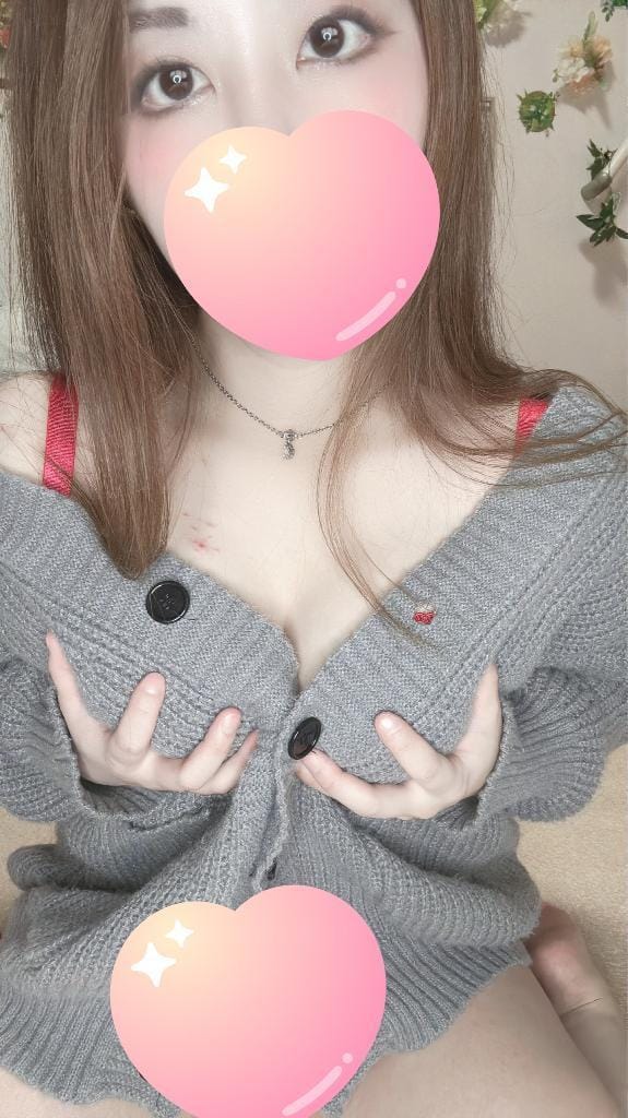 「ゲロ頭いたーい」03/21(金) 07:09 | セリナの写メ