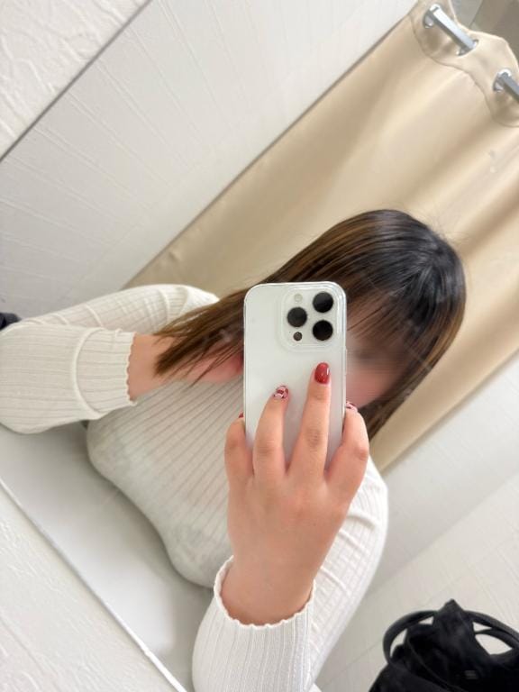 「出勤！」03/21(金) 11:08 | ひとみの写メ