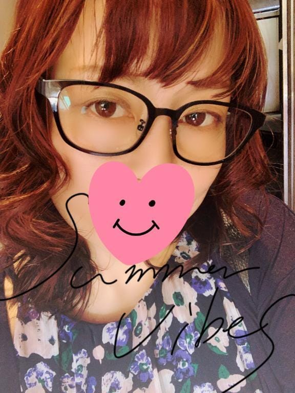 「明日はスタート枠から空いてるよんーー」03/22(土) 05:12 | えみの写メ